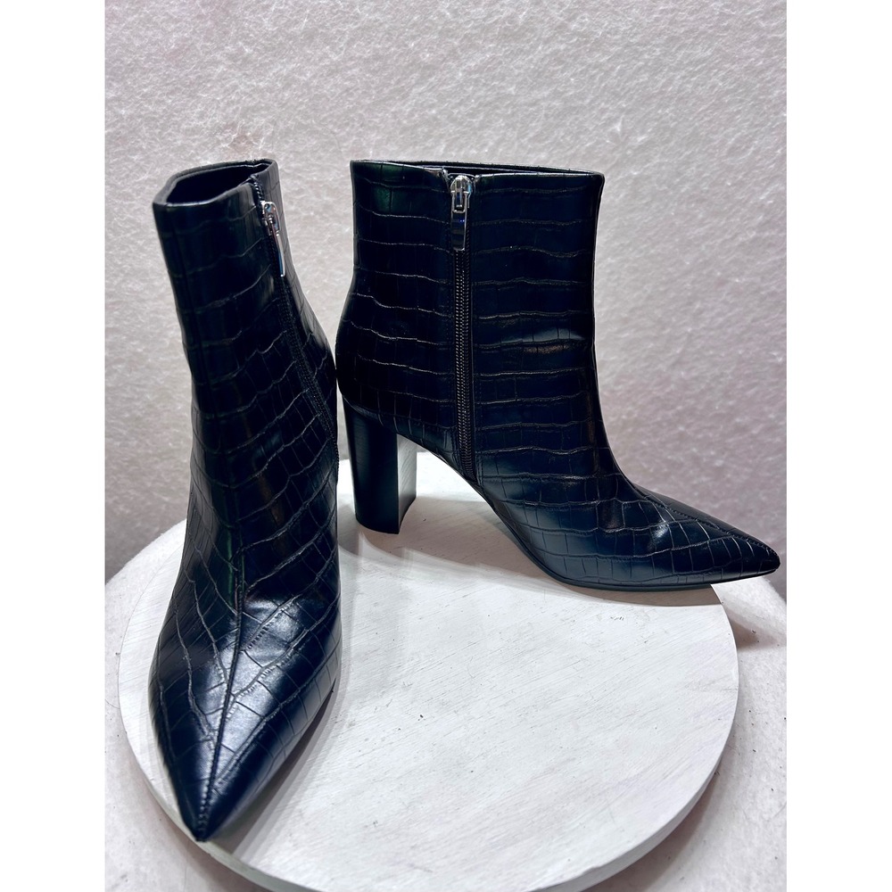 Nine West Faniya Black Croc Embossed Pointed Toe Block Heel Ankle Boots 8M